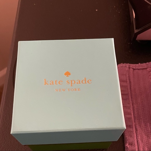 KATE SPADE MORNINGSIDE SCALLOP WATCH - Picture 7 of 8